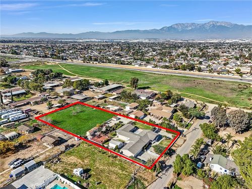 6361 Charles Ave, Jurupa Valley, CA, 91752-2520 | Card Image