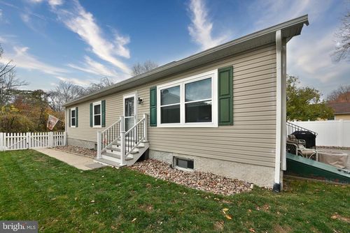 601 Fourth Ave, CROYDON, PA, 19021-6631 | Card Image