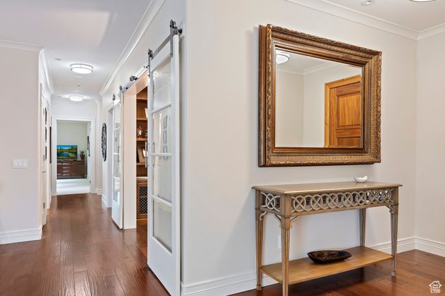 Hallway off the entry | Image 8