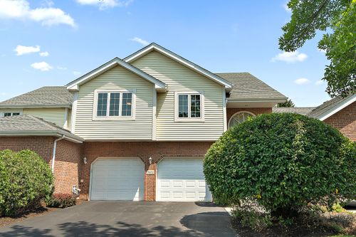 7672 Thistlewood Ln, Frankfort, IL, 60423-2149 | Card Image