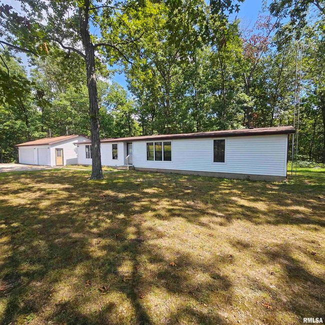 22488 N Mayflower Ln, House other with 3 bedrooms, 2 bathrooms and null parking in Dix IL | Image 41