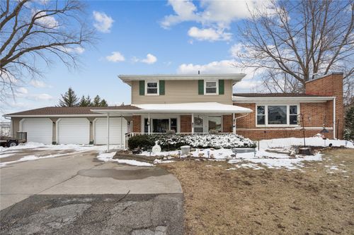 517 Oak St, Rowley, IA, 52329 | Card Image