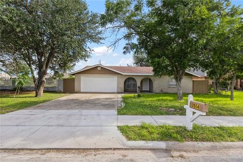 3504 Harvey St, McAllen, TX, 78501-5818 | Card Image