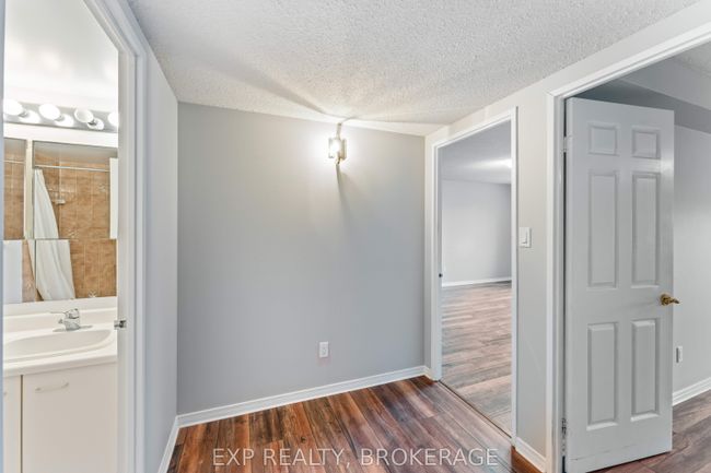 401 - 257 Bath Rd, Condo with 2 bedrooms, 2 bathrooms and 1 parking in Kingston ON | Image 18