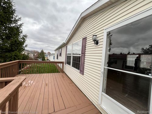 3763 Cross Crk, Dryden, MI, 48428-9380 | Card Image