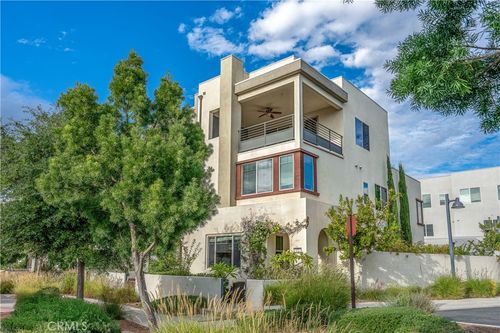 177 Frame, Irvine, CA, 92618-1373 | Card Image