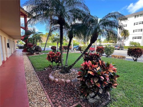 apt-20-5050 Bayview Dr, Fort Lauderdale, FL, 33308-4346 | Card Image