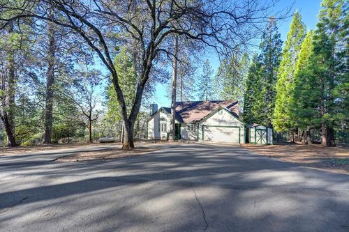 20025 Redwood Ct, Foresthill, CA, 95631-9639 | Card Image