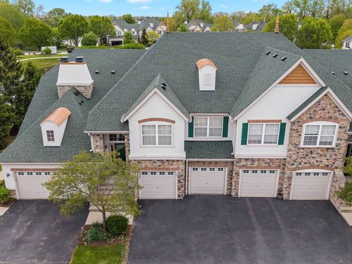 377 Bay Tree Cir, Vernon Hills, IL, 60061-1234 | Card Image
