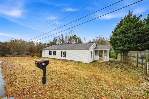 702 N 9th St, Bessemer City, NC, 28016-2120 | Card Image