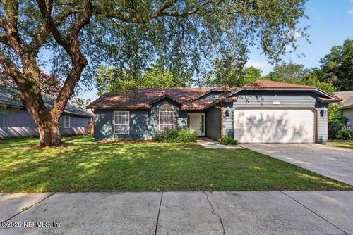 3472 Charmont Dr, Jacksonville, FL, 32277-0936 | Card Image