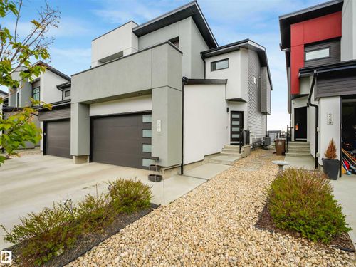 26-50 Edinburgh Crt N, St Albert, AB, T8N7X5 | Card Image