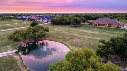 128 Whispering Winds Dr, Gunter, TX, 75058-2556 | Card Image