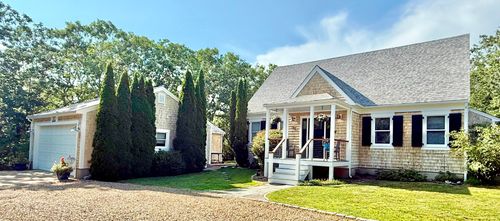 63 Saddle Club Rd, Edgartown, MA, 02539-6549 | Card Image