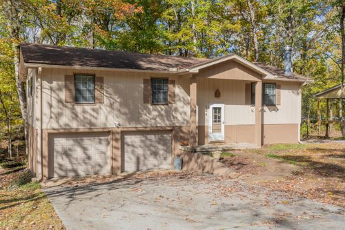 104 Sunnybrook Trl, Signal Mountain, TN, 37377-1857 | Card Image