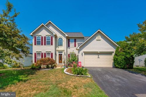 2102 Walnut Ridge Ct, FREDERICK, MD, 21702-5921 | Card Image