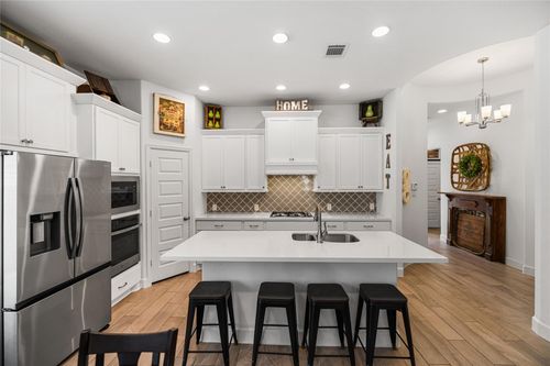 122 Hidden Peak Drive, Montgomery, TX, 77316 | Card Image