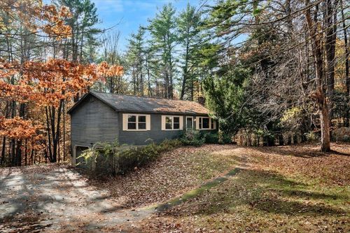 23 Westwood Dr, Henniker, NH, 03242-3169 | Card Image