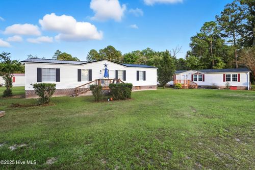 1025 White Lake Dr, Elizabethtown, NC, 28337-6551 | Card Image