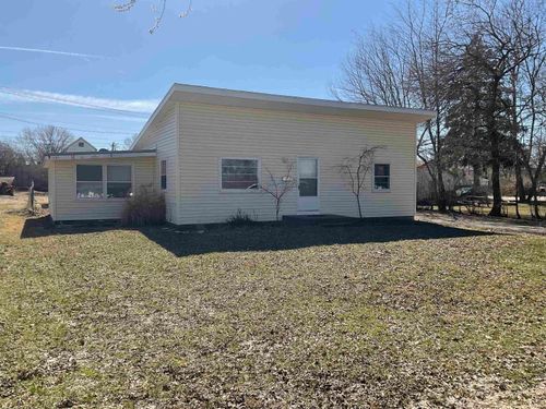 3011 Fairoak Drive, Fort Wayne, IN, 46809-2335 | Card Image