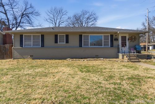 5534 S Columbia Avenue, Tulsa, OK, 74105 | Card Image