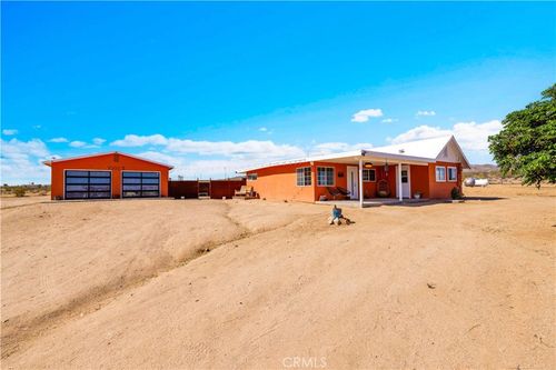 55850 Shannon Rd, Landers, CA, 92285-9415 | Card Image