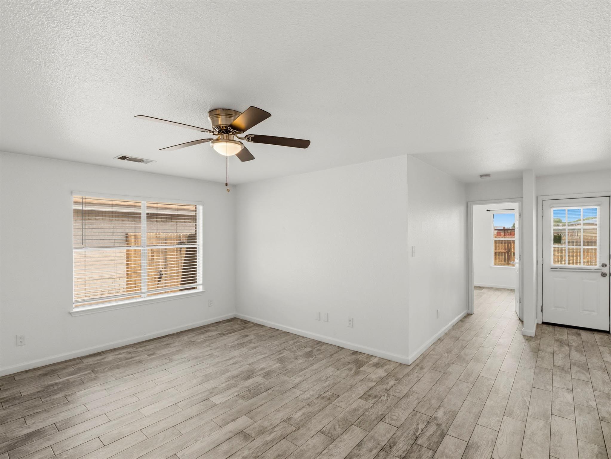 Residential Lease in Pflugerville 4