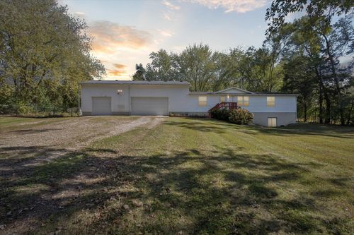 149 Hall St, Michigan Center, MI, 49254-1011 | Card Image