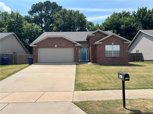 1602 N Patriot, Siloam Springs, AR, 72761-2069 | Card Image