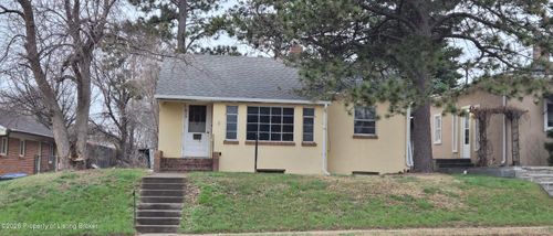 619 3rd Ave W, Dickinson, ND, 58601-3806 | Card Image