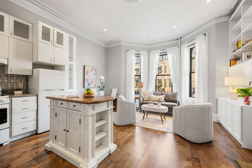 apt-2-66 Chandler St, Boston, MA, 02116-6297 | Card Image