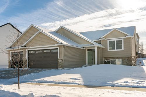 830 Towne Dr Ne, Byron, MN, 55920-3003 | Card Image