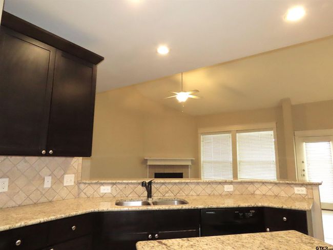 6686 Lacebark Cir, House other with 5 bedrooms, 4 bathrooms and null parking in Tyler TX | Image 10
