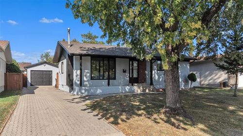 7 Stacey Bay, Winnipeg, MB, R2K3V4 | Card Image