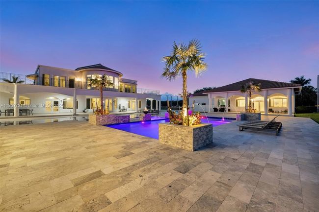 4610 Sw 178 Th Ave, House other with 8 bedrooms, 8 bathrooms and null parking in Southwest Ranches FL | Image 87