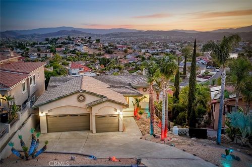 28856 Yosemite Pl, Canyon Lake, CA, 92587-7809 | Card Image