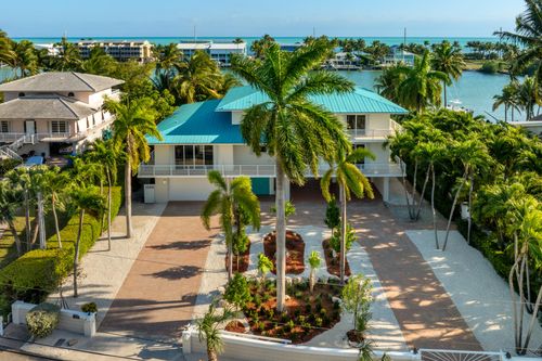 137 Sapodilla Dr, Islamorada, FL, 33036-4101 | Card Image