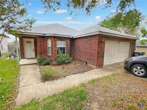 1149 Mira Loma Ln, San Marcos, TX, 78666-9567 | Card Image