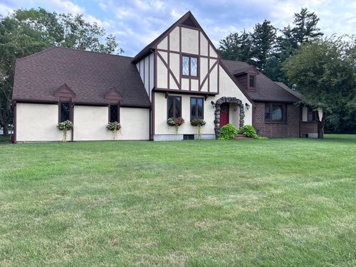 6 Old Homestead Rd, Methuen, MA, 01844-1717 | Card Image