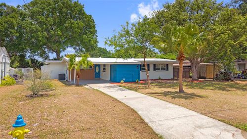 10221 N Fleetwood Drive, TAMPA, FL, 33612 | Card Image