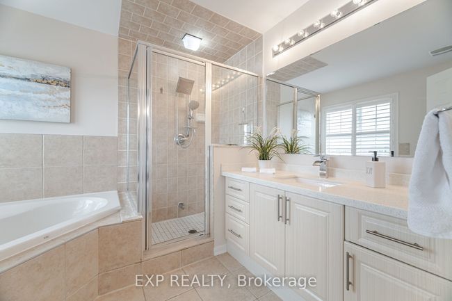 810 Cousens Terr, House other with 5 bedrooms, 3 bathrooms and 2 parking in Milton ON | Image 30