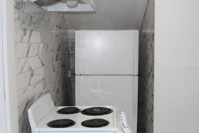 A - 151 Canton St, Condo with 1 bedrooms, 1 bathrooms and 2 parking in Randolph MA | Image 8
