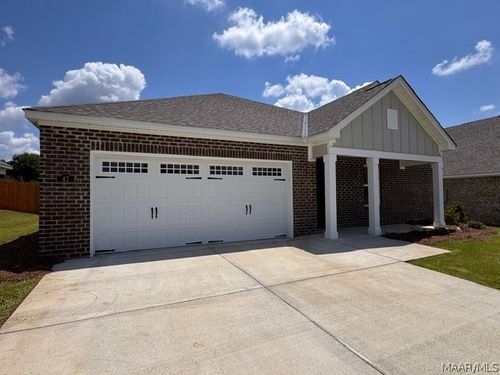 28 Coolidge Dr, Wetumpka, AL, 36092-0035 | Card Image