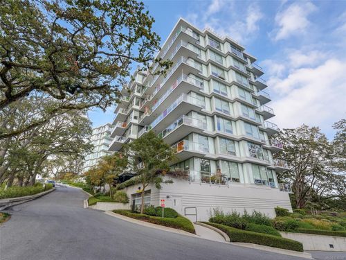 603-4009 Rainbow Hill Lane, Saanich, BC, V8X0B3 | Card Image