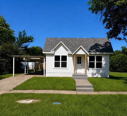 508 Virginia St, Graham, TX, 76450-3123 | Card Image
