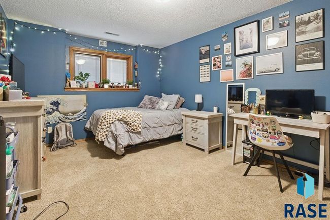 3518 S Matthew Dr, House other with 4 bedrooms, 3 bathrooms and null parking in Sioux Falls SD | Image 15