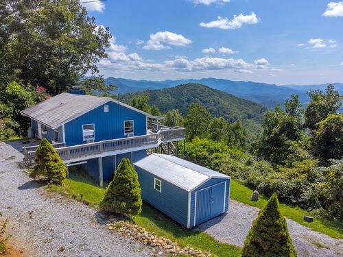 640 Flowers Gap Rd, Franklin, NC, 28734-2377 | Card Image
