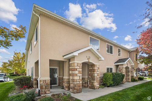 7071 S Kristilyn Ln, West Jordan, UT, 84084-4601 | Card Image