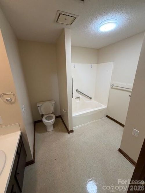 607 Legion Rd, Lenoir, NC, 28645-7427 | Card Image