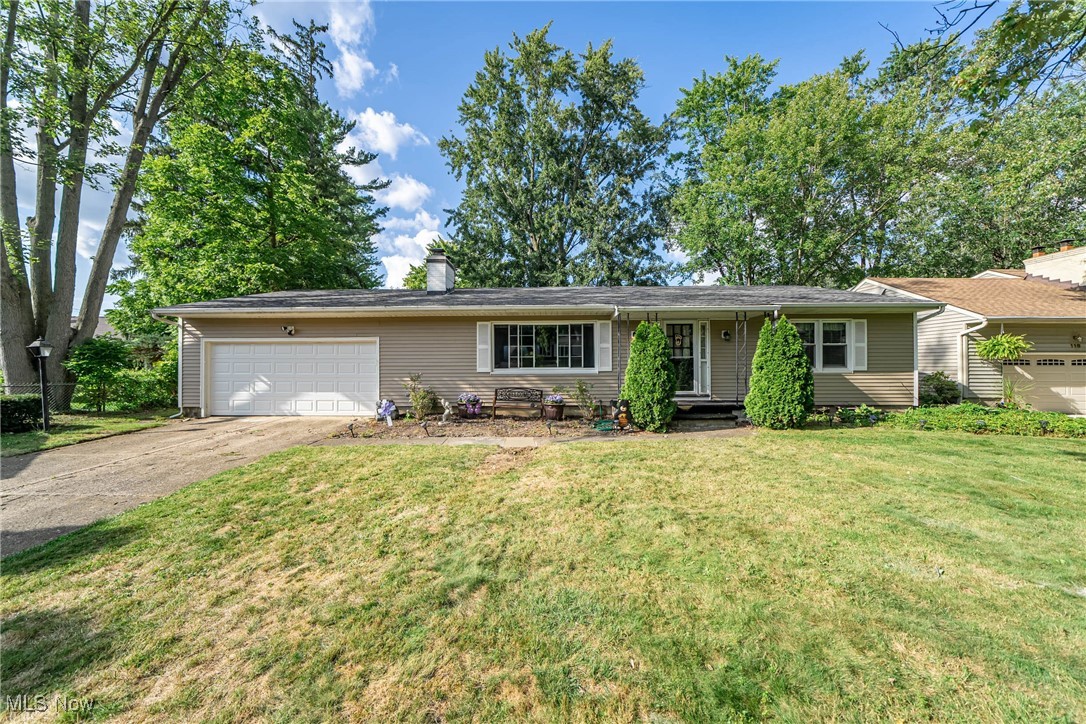 Wesleyan Ct, Elyria, OH 44035